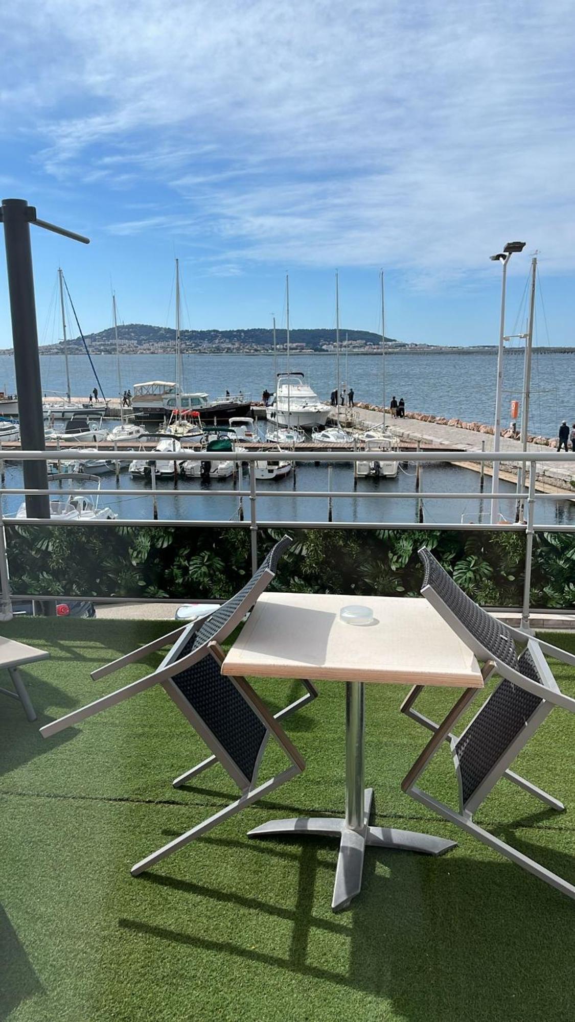 Hotel A La Voile Blanche Bouzigues